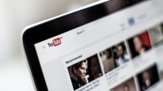 ユーチューバー YouTube
